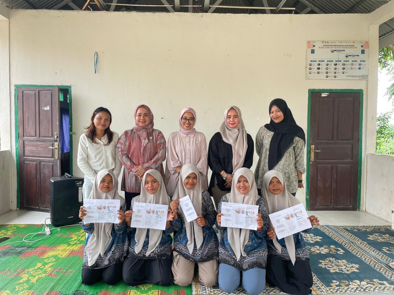 Dosen Fakultas Kesehatan IAK Setih Setio Jadi Pemateri di Sekolah Perempuan Rimba Bahas Pubertas dan Kesehatan Reproduksi 